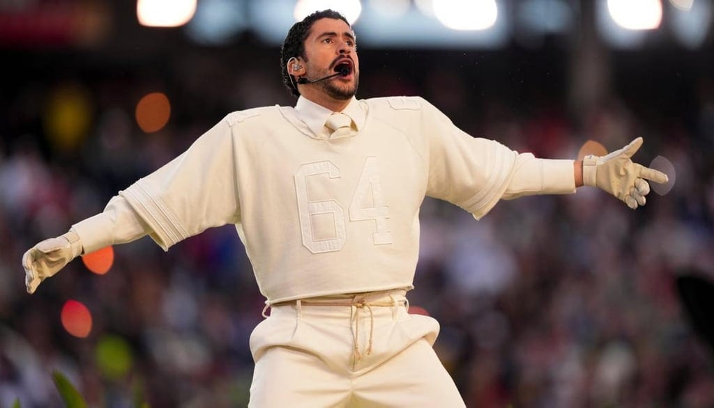 Bad Bunny y el Poder de la Moda Gallega en el Super Bowl