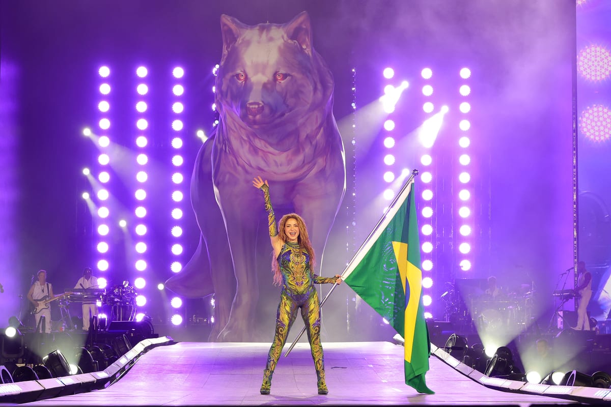 SHAKIRA canta ante más de 2 millones de fans  en su presentación en Todo Mundo no Rio,  en Río de Janeiro